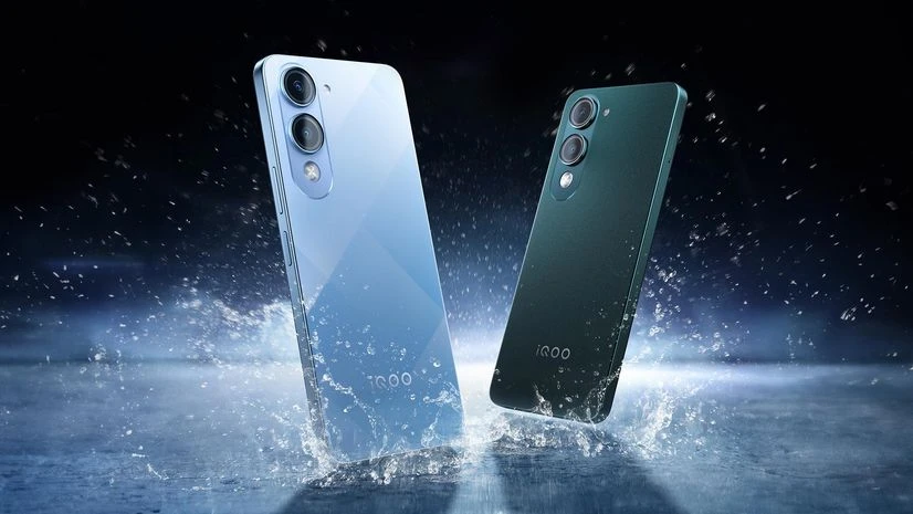 iQOO Z10 Lite Front View